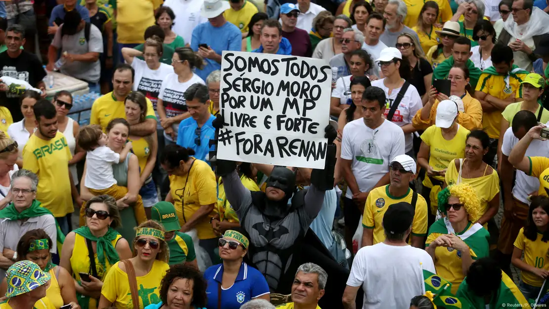 Digital Battleground: 37,000 Online Attacks Target Journalists Ahead of Brazil’s Local Elections