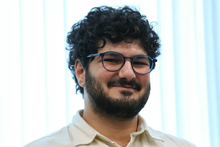 Russia Issues Arrest Warrant in Absentia for Exiled Journalist Armen Aramyan
