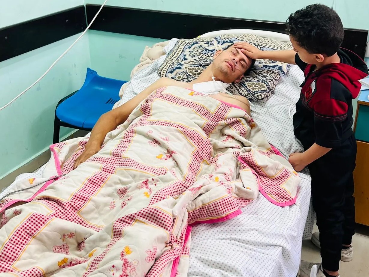 UN Experts Urge Immediate Medical Evacuation for Critically Injured Gaza Journalist