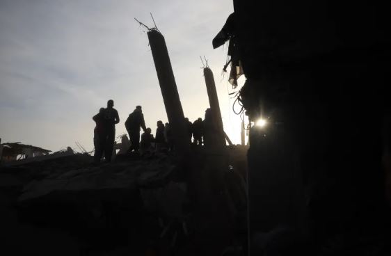 Cameraman Ahmed al‑Louh Killed Amid Gaza Airstrike