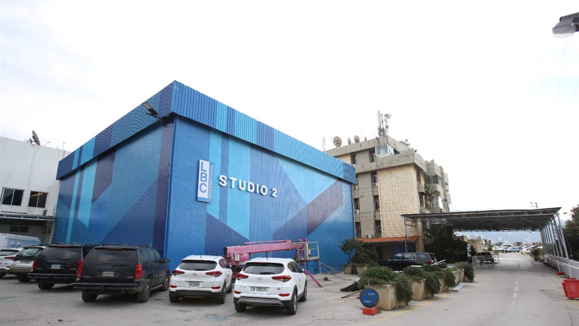 LBCI and MTV Journalists Attacked While Reporting in Southern Lebanon