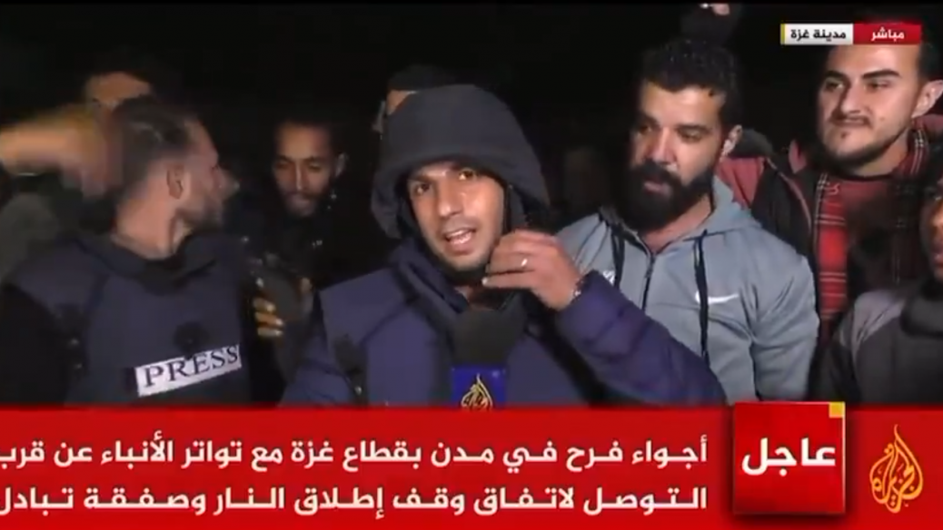 Gaza Journalist Removes Protective Gear in Emotional Moment Following Ceasefire