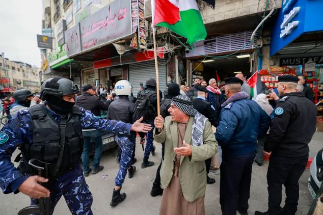 Palestinian Authority Suspends Al Jazeera’s West Bank Operations, Prompting Backlash