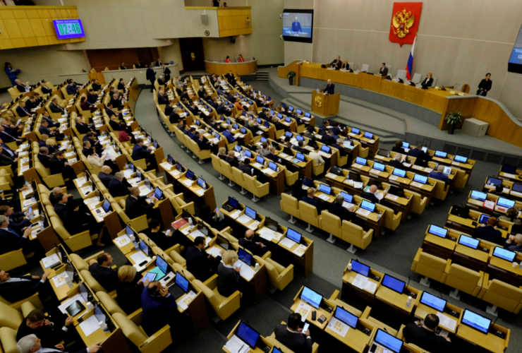 Russia Enacts Harsh New Laws Targeting Critics and Journalists, Drawing International Condemnation