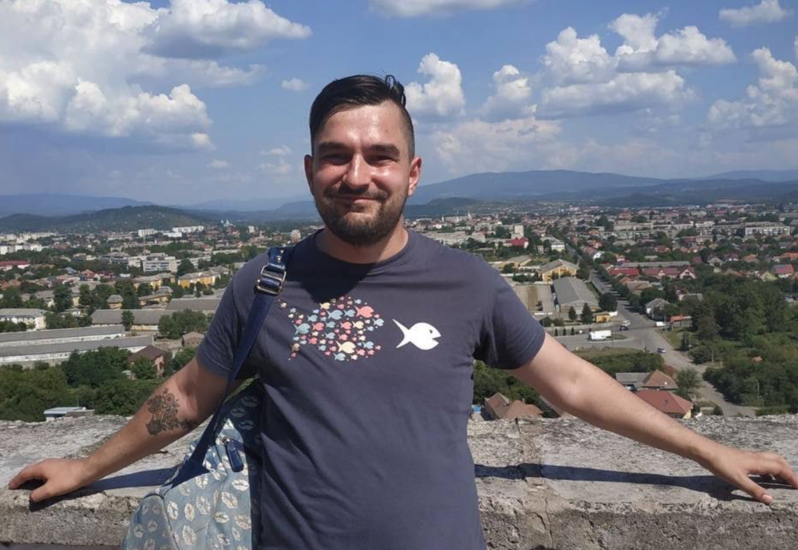 Denys Matsola: Ukrainian Journalist and POW Facing Harsh Conditions in Russian Captivity