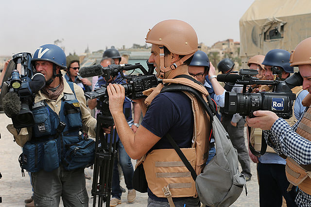 The Shifting Protections of War Correspondents under International Law – the example of Israel and the Palestinian Territories and South-East Europe