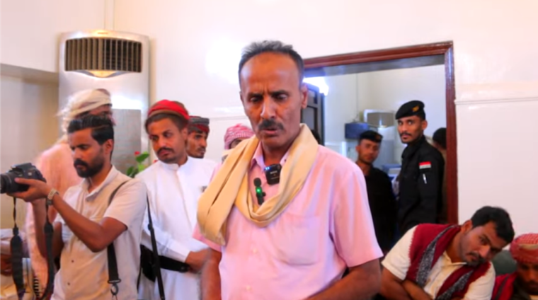 Yemeni Journalist Awad Kashmeem Arbitrarily Detained in Hadhramaut