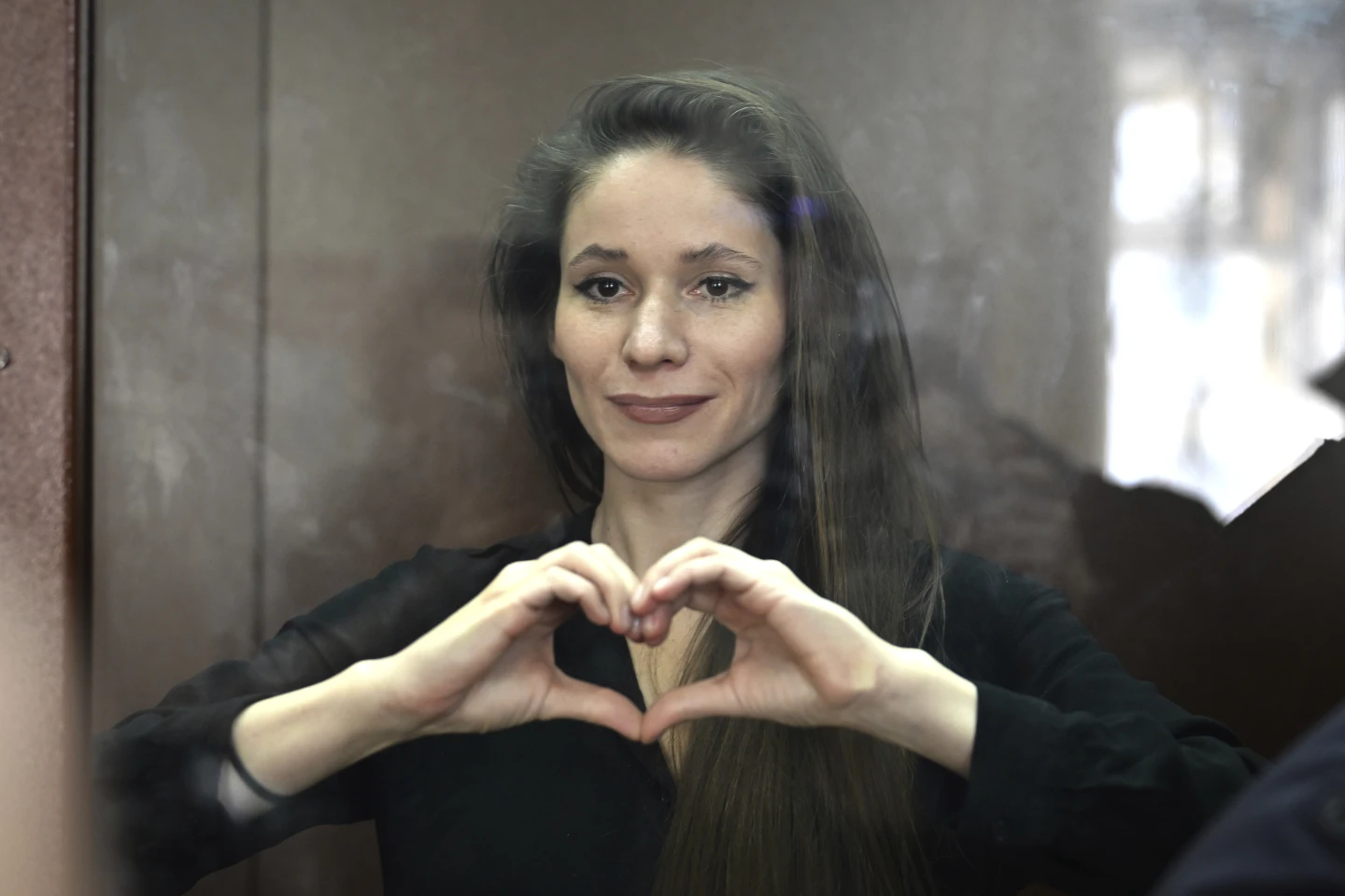 Russian Journalists Sentenced to 5.5 Years for Alleged Extremism Tied to Navalny
