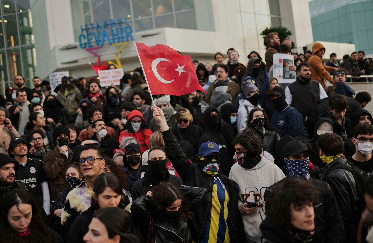 Crackdown on Foreign Journalists Amid Turkey’s Unrest