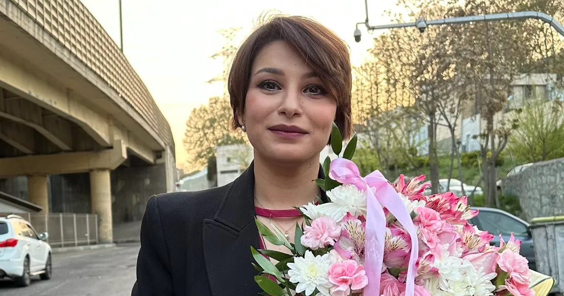 Iranian Journalist Vida Rabbani Released on Conditional Parole After 32 Months in Evin Prison