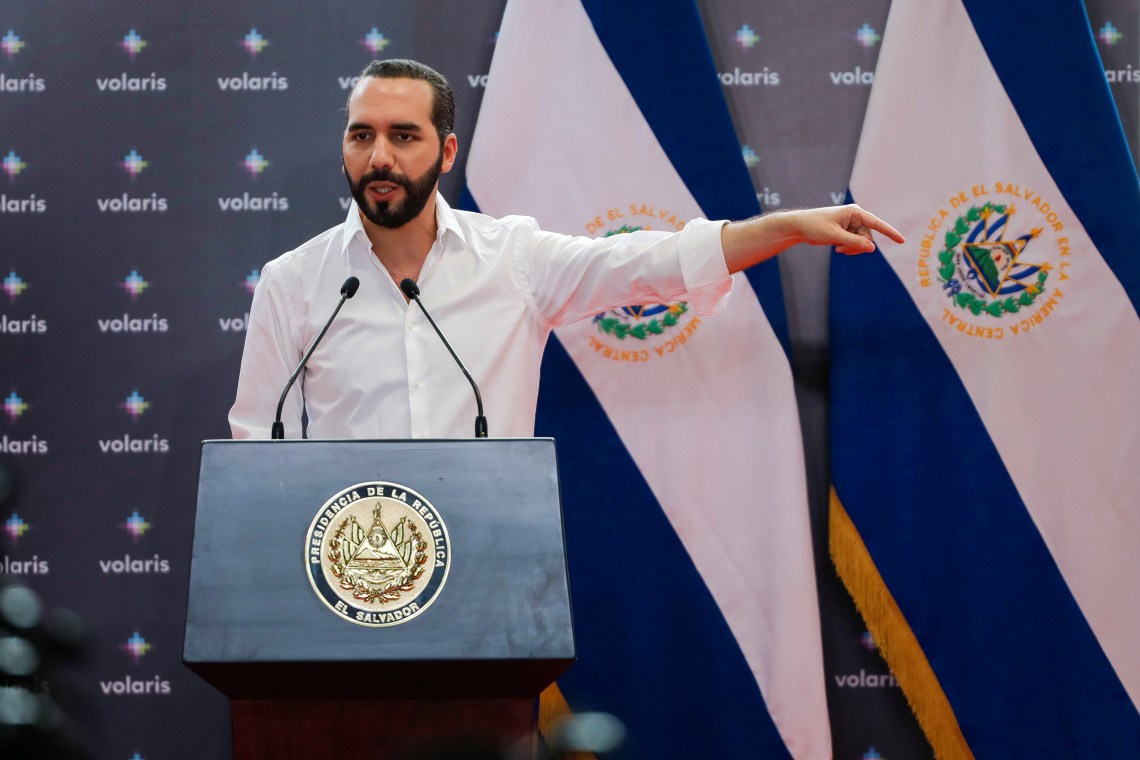 El Salvador’s Crackdown on El Faro Journalists Sparks Press Freedom Concerns