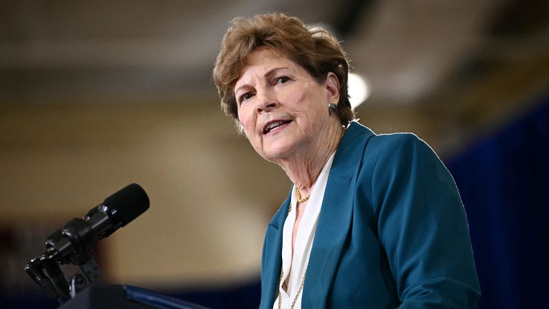 U.S. Senator Shaheen Demands Release of Imprisoned Azerbaijani Journalist Ulviyya Ali