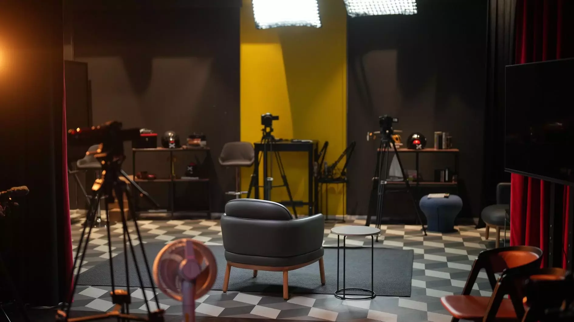 Press Freedom Under Siege as Turkish Court Jails Veteran Journalist