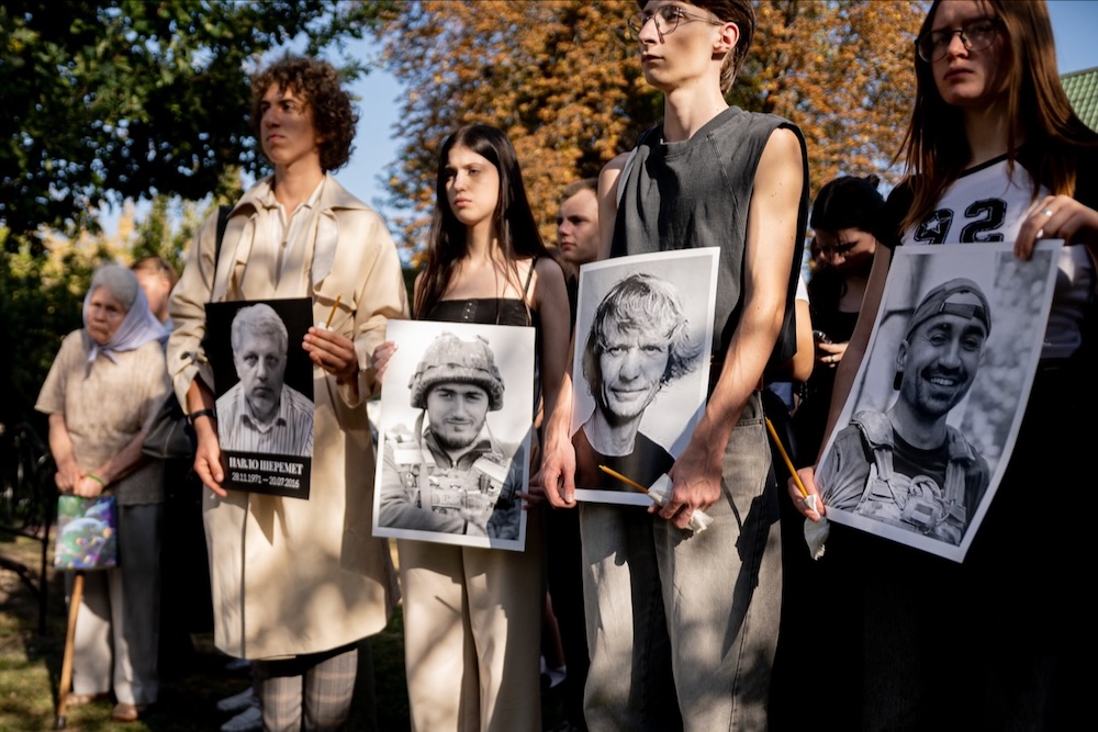 Violation Toll in Ukraine: 868 Attacks on Journalists Since Russian Full-Scale Invasion