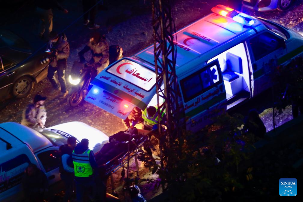 Eight Journalists Injured by Israeli Airstrikes in Southern Lebanon