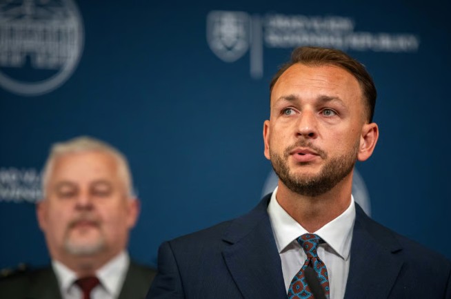 Slovak Journalist Peter Schutz Attacked, Government Ministers’ Response Sparks Backlash